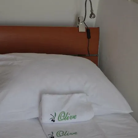 Olive I Lavender Apartament *