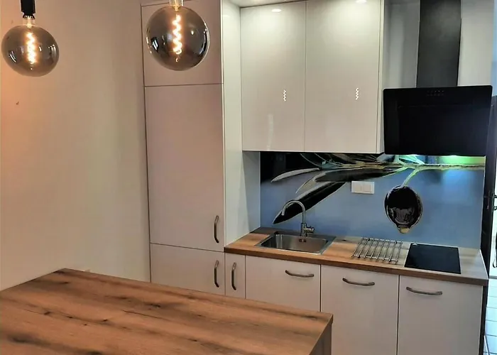 Olive I Lavender * Mandre