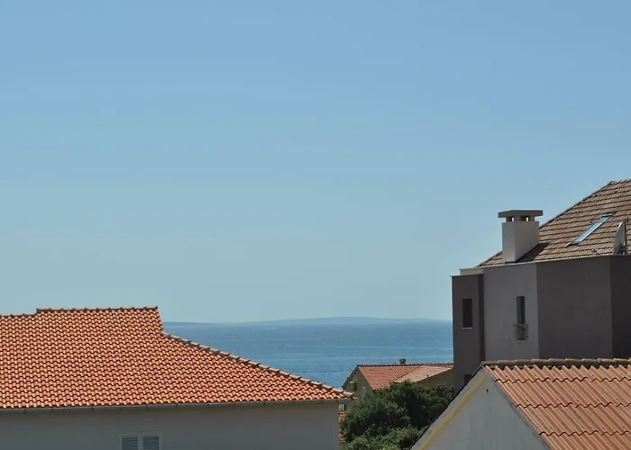 Olive I Lavender Apartman